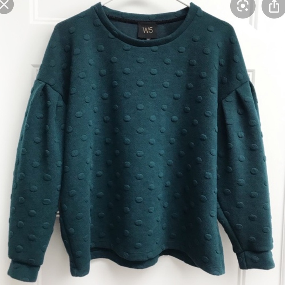 Anthropologie W5 Black dot textured bell sleeved